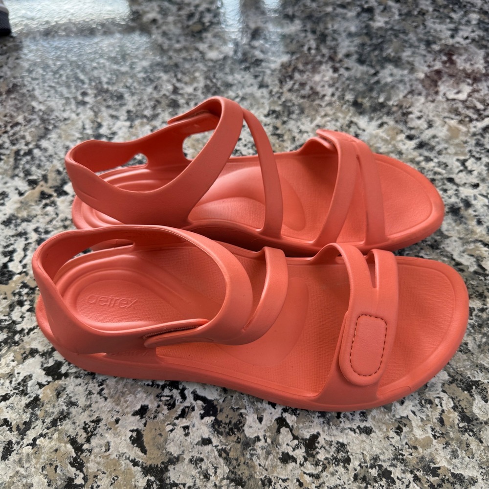 Aetrex Womens Bali Orthotic Sandal 10 Coral Strappy Comfort Sporty Beach Travel